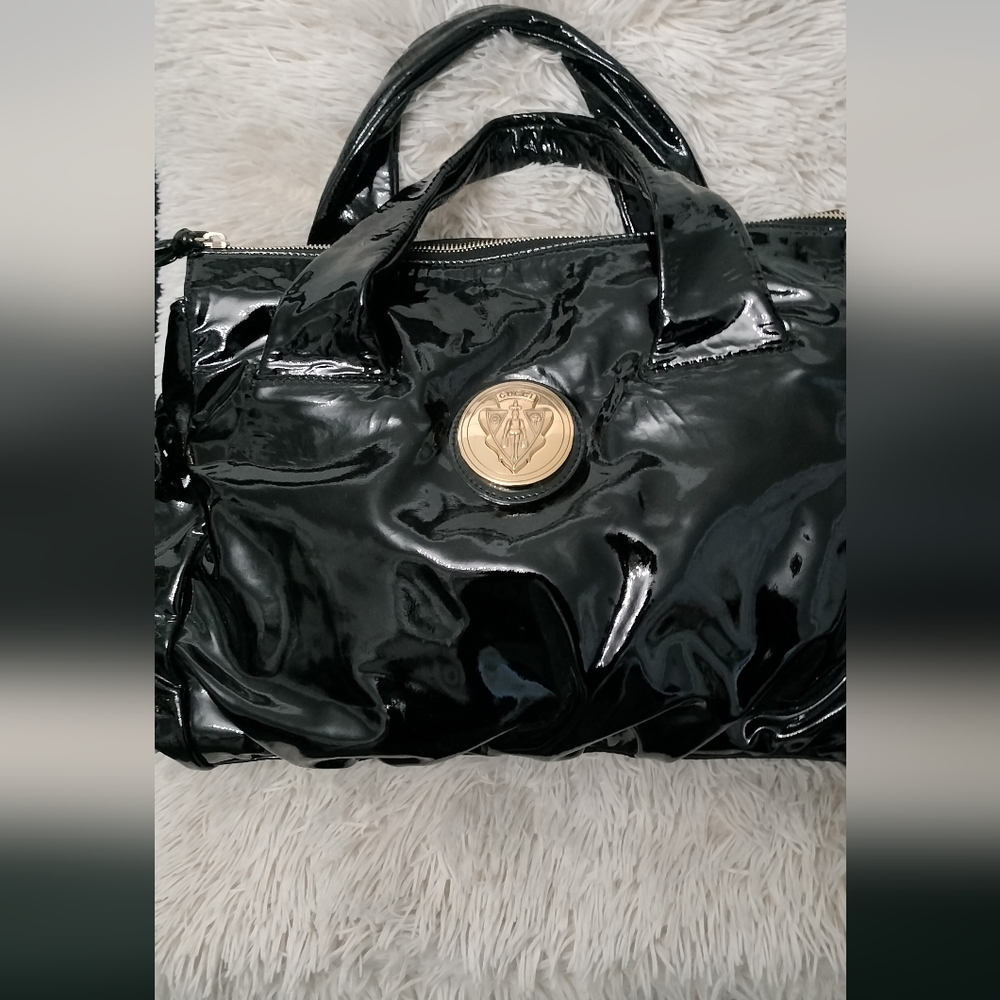 GUCCIPatent Medium Hysteria Top Handle Bag Black